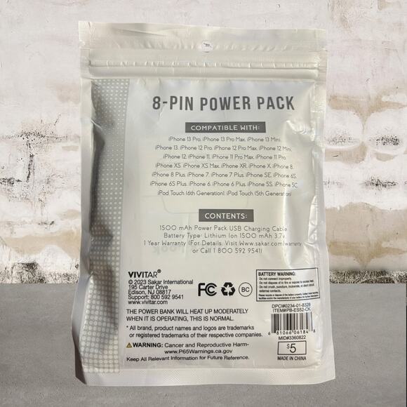 Vivitar 8 Pin 1500 mAH 3.7v Power Pack with USB Charging Cable NEW - Picture 2 of 2